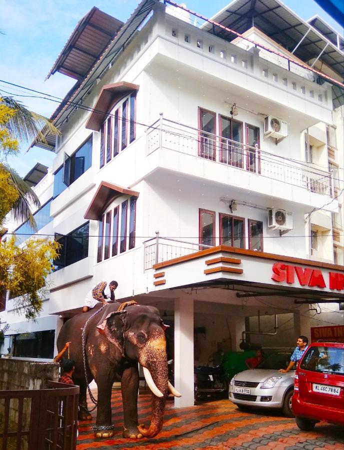 Shiva Inn Ґуруваюр Екстер'єр фото